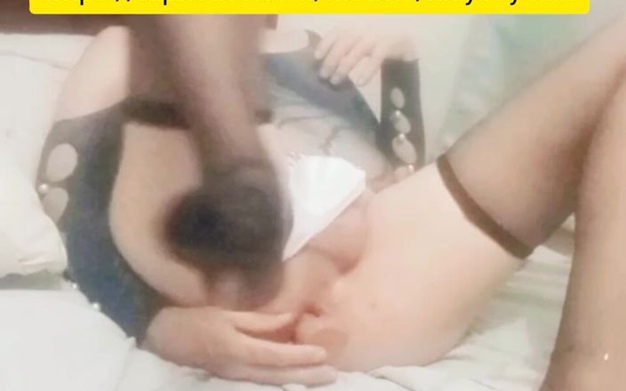Ladyboy Karl: Дилдо сводит меня с ума