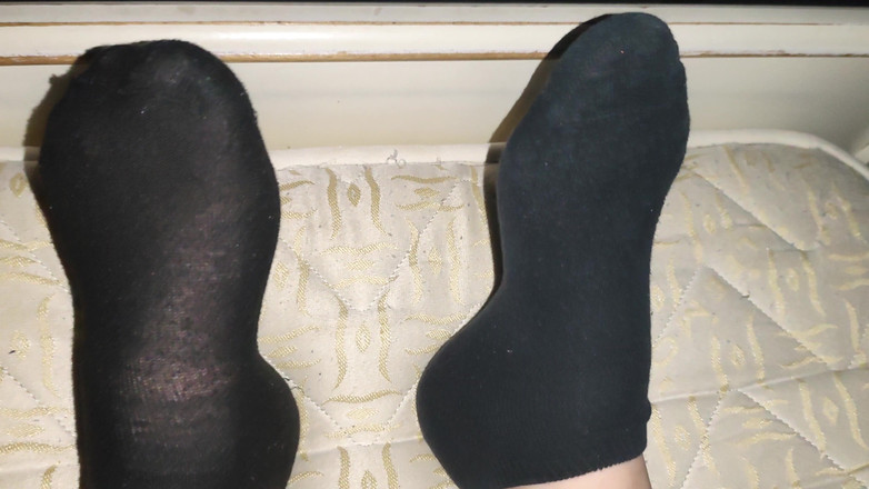 MartyBrady: Travesti twink babasının ayaklarına masaj fetişi yapıyor