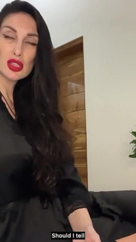 Dirtytalk mit heißer herrin