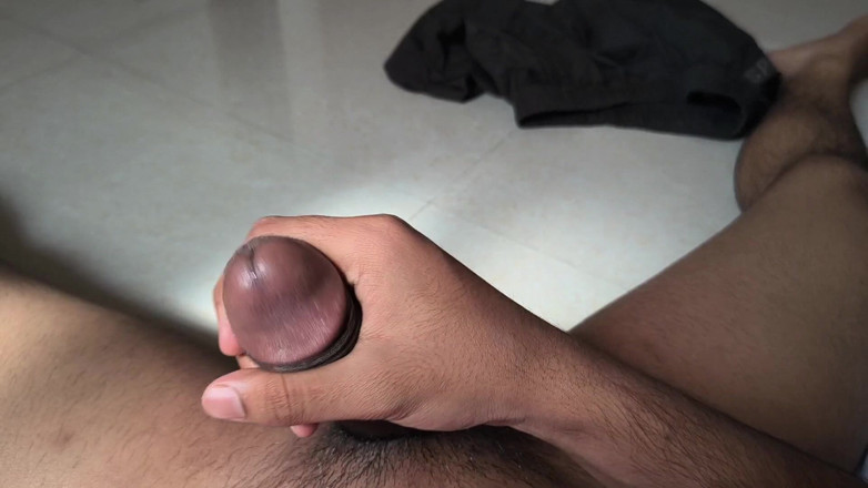 18_Boy_Flirt: Melancap kasual bertukar menjadi pancut