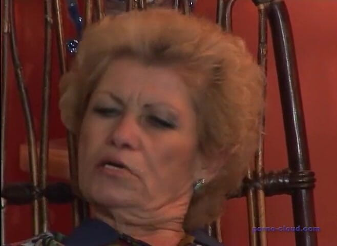 Porno Cloud: Granny porno shooting