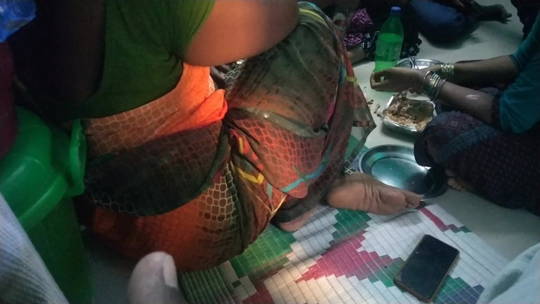 Benita sweety: Čtyři teta sexy sprosté mluvení v mém domě