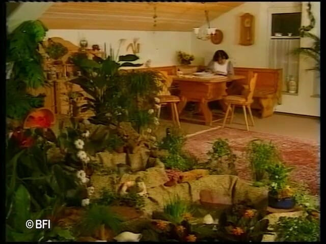 Nasty matures and dirty grannies club: Винтажные бабушки соблазняют твердые молодые хуи в подборке видео