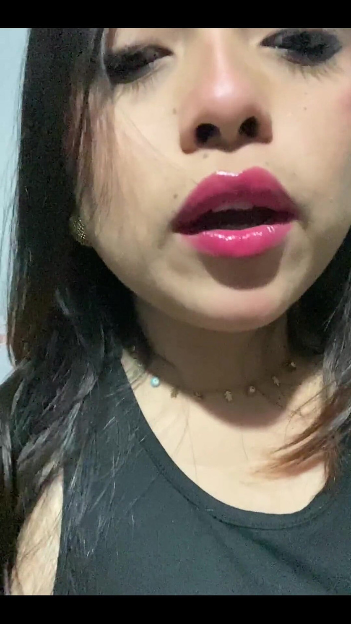 camicamilahotwife: Pronto a uscire e trovare un amante