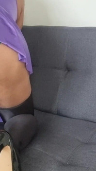Te Gustan Mis Panties Nuevas Verdes De Seda?