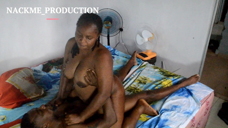 NACKME_PRODUCTION: Retour en arrière : vidéo d’une salope enceinte de quatre mois...