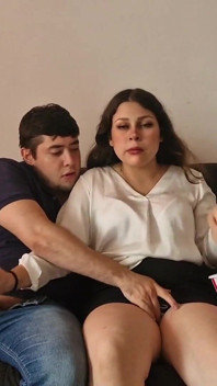 Une branlette pendant le film