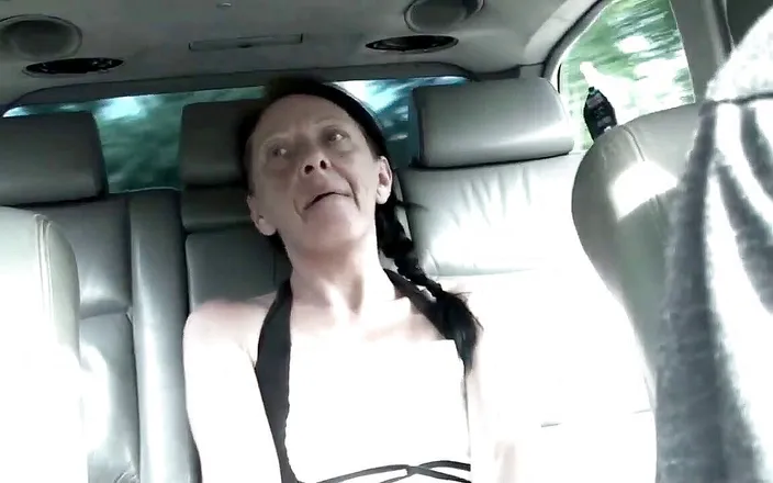 Seraphina Flame: Dildofun in the car