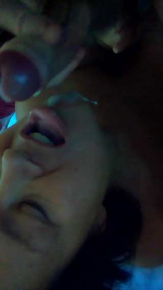 Sex hub couple: Johns cum pours down into Jen's mouth