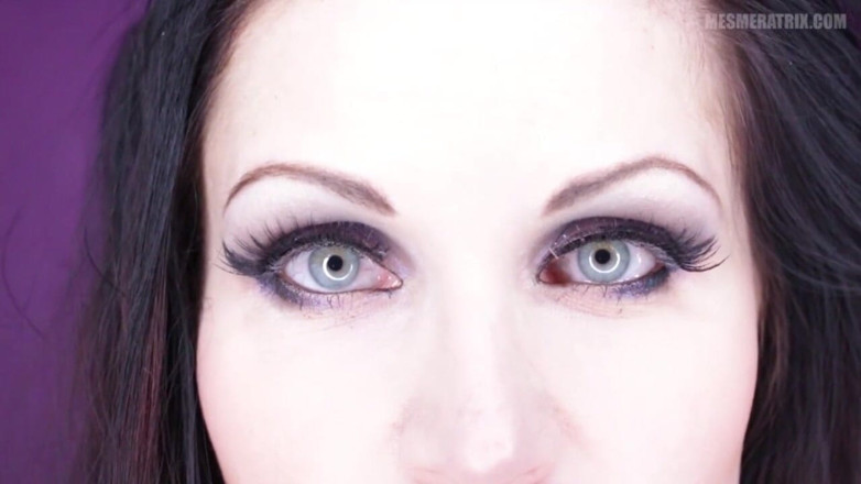 Lady Mesmeratrix Official: Mencipta fetish baru