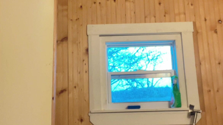 sweethanajapanese: Pisse, petite chatte poilue dans le moring