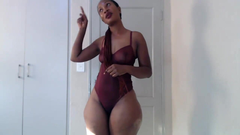 Big black clapping booties: Jack off to My Colossal Bubble Ass, Episode 1022