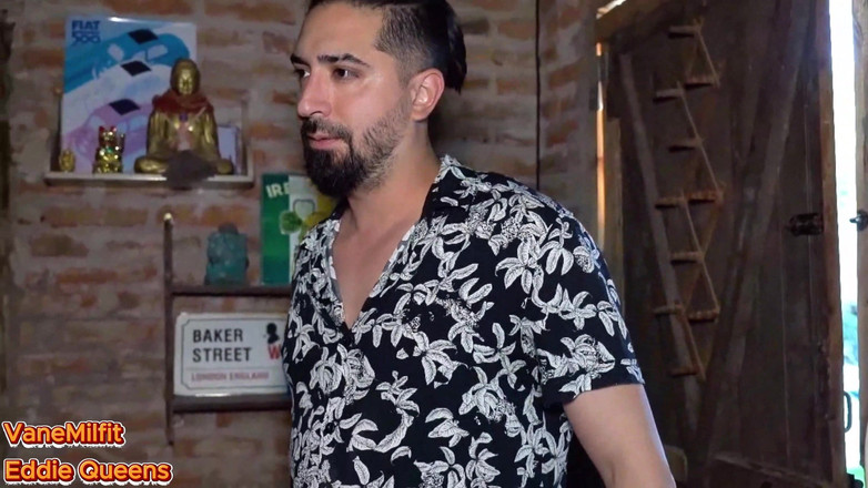 Eddie Queens: 黑人健身熟女在阴影下等我来取悦她的英尺vanemilfit 第1部分