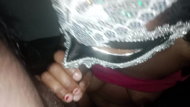 Xkajal581: Aujourd’hui, j’ai baisé mon copain drôle, j’ai mal à la chatte,...