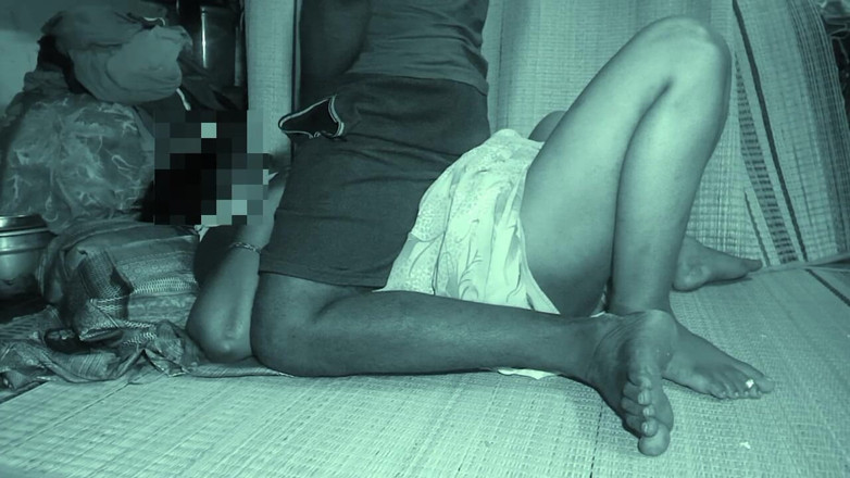 Priyanka314: Istri tamil tamil selingkuh dari suaminya