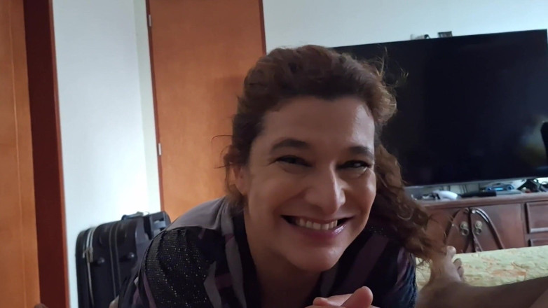 Agnes Swallow: Stiefschwester wollte sperma in den mund, bevor sie arbeiten ging...