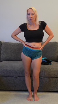 Booty Shorts Try on - MILF Stella