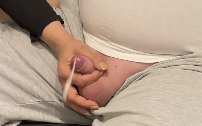 Vantastisch69: Small Cock Handjob