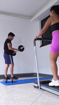 Bellattrix spor salonu eğitmeni karşı: vahşi seksle biten ateşli egzersizler