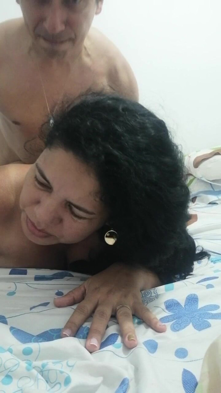 Valkyrie and Luigy Couple: 金持ちのアナルをファック