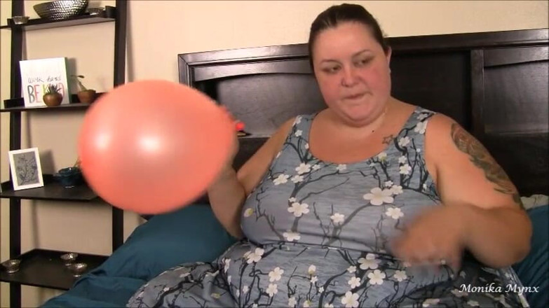 BBW Pleasures: SSBBW balloon inflation and pop