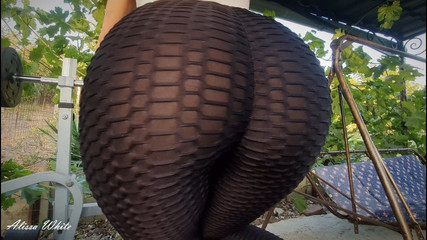 Alissa White: Antrenman taytlarından sonra götümün tadına bakıyor. Village Sex