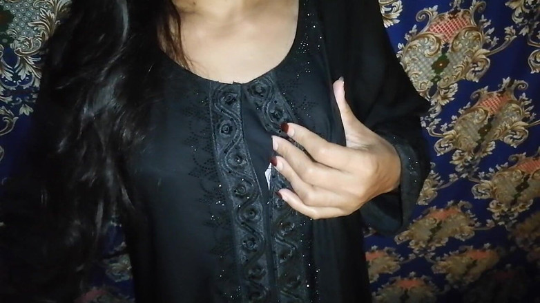 Zoya Rubab: Desi Burka Beauty: První sólo odhalení Zoyi Rubab - nenechte si...