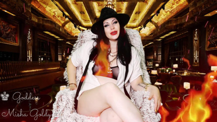 Goddess Misha Goldy: Будь моїм клоуном! Смокчи член для мене, навіть якщо ти прямий! Розважте мене!