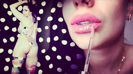 Goddess Misha Goldy: Lip gloss & sensual body lust!