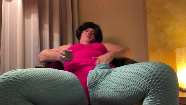 Nylon-Lottchen: Legíny na jógu s plaveckými šaty