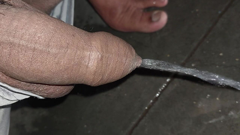 Bigcocka: Desi indiano grande cazzo piscia