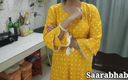 Saara Bhabhi: Hindský sexuální příběh Roleplay - sexy indická macecha byla chycena s...