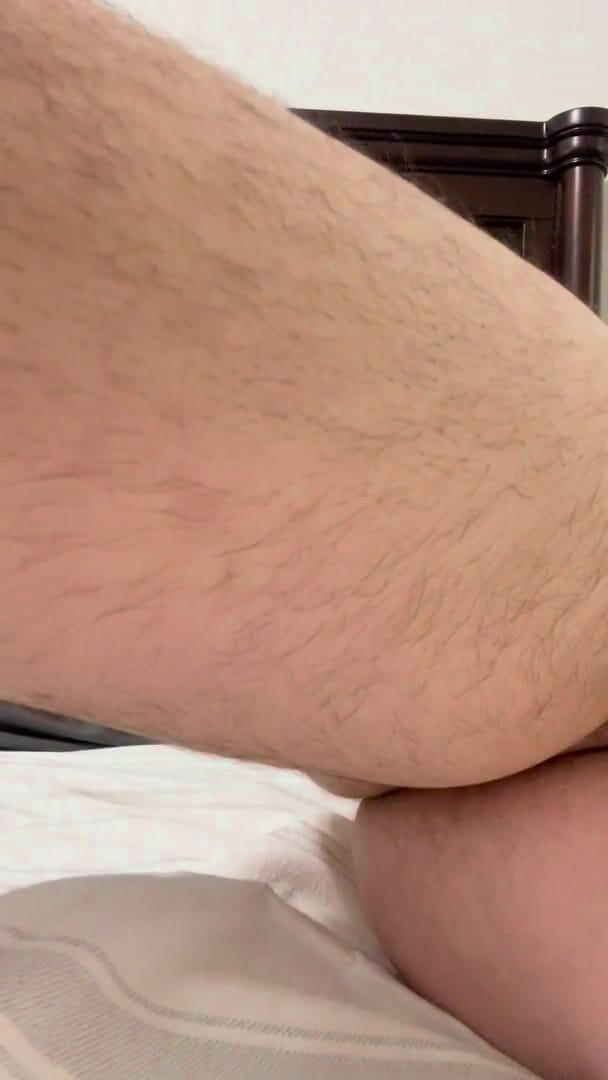 Jerkoff king: Straight guy with monster cock jerking off