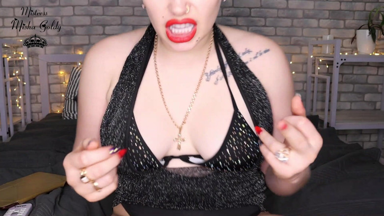 Goddess Misha Goldy: Atire sua carga em todos os meus pés de nylon!...