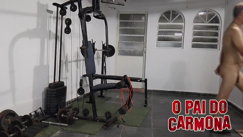 Carmona's father: Benimle çıplak antrenman yap