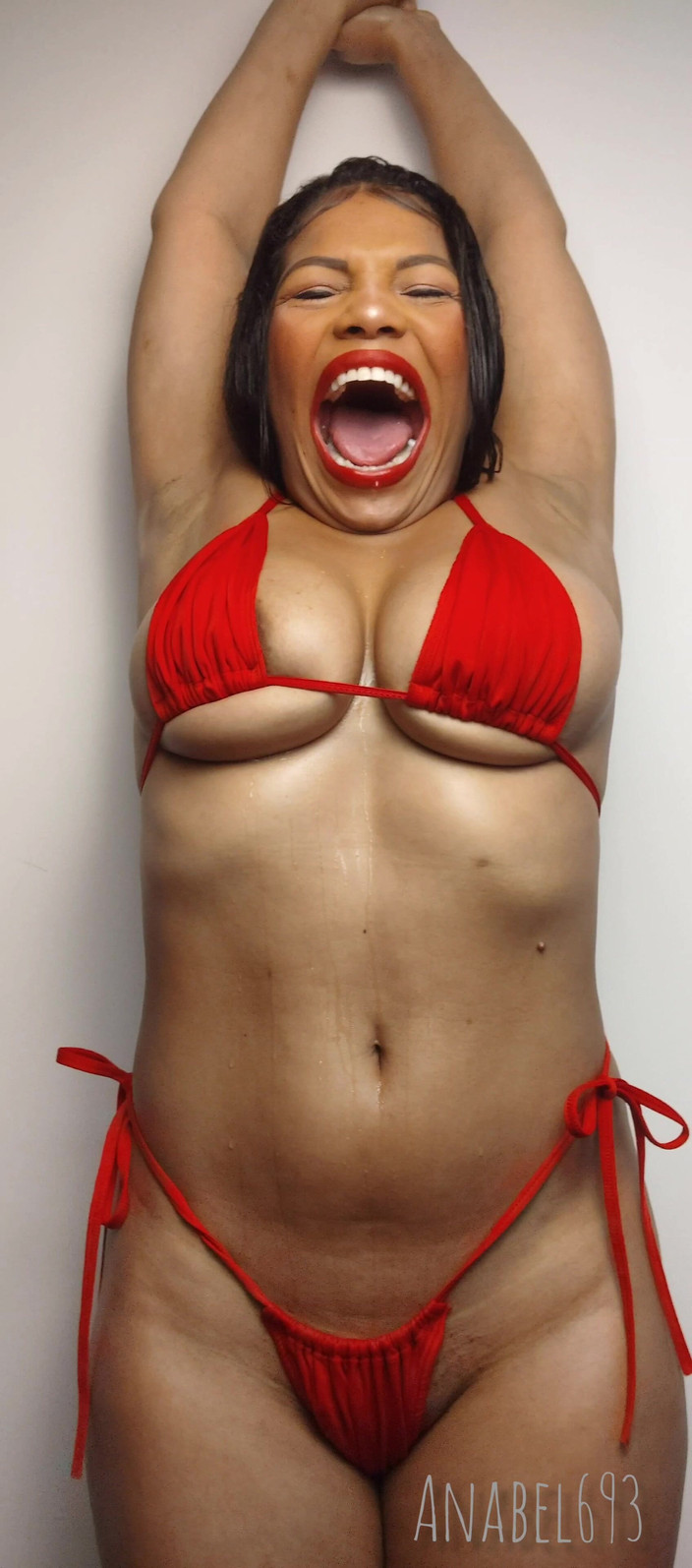 anabel693: Bosteando y babeando