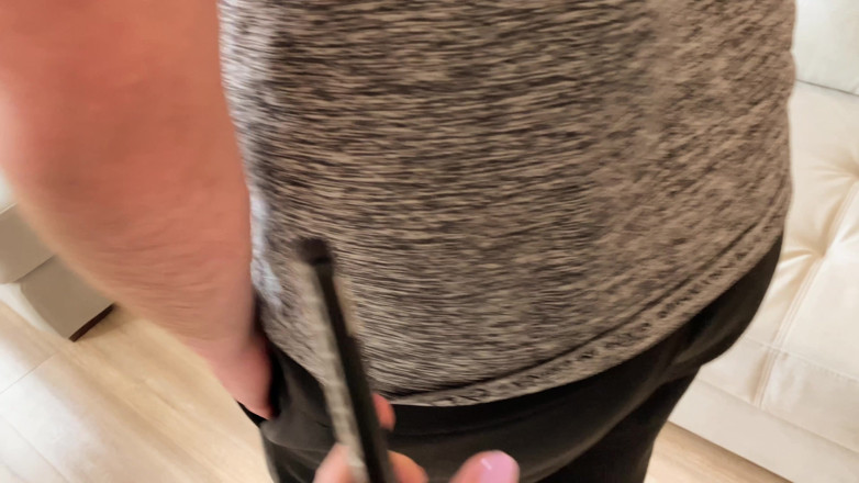 CumInMyMouthBaby: Mama przyjaciela zauważyła, że oglądam na nią i przeleciała mnie - rosyjska...