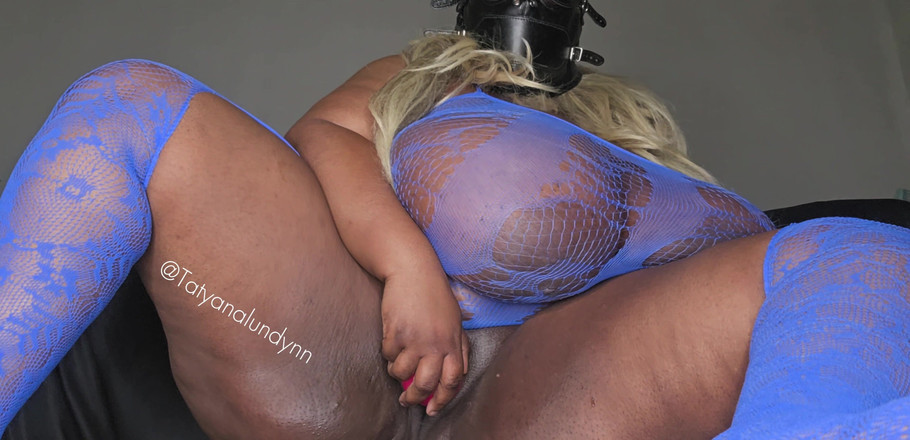 Tatyana Lundynn: Human Super Soaker