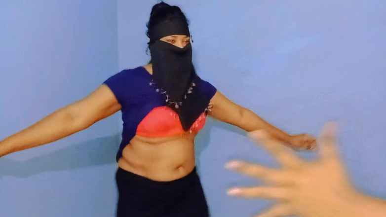 Hoktoml99: Sexy india baila con mi novia