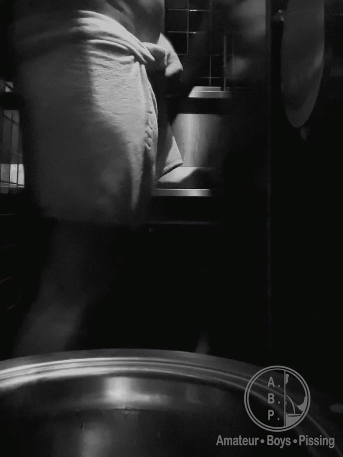 AmateurBoysPissing: Public Toilets Encounter #2