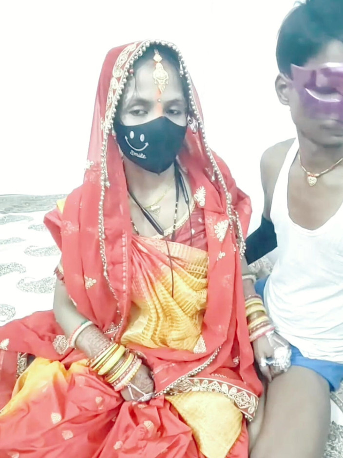 Nisha bhabhi ki chudai: Nach karwachauth ehemann meinen mund gefickt.