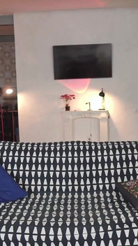 My18teens - entzückendes Turnermädchen jane white fickt ihre muschi mit den fingern