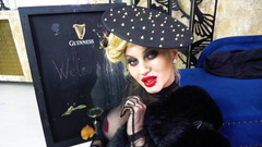 Goddess Celine: Rtěnka líbá femdom