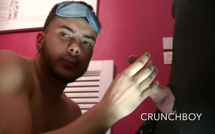 Crunch Boy: 2115ヤングアラブは成熟したBPUによって生で犯されました