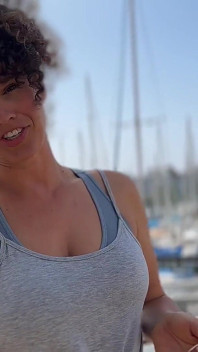 La matrigna seduce straniero! Dopo una pausa ho bisogno di un po' di strano