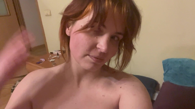 Elena917: Vlastní video plácání vlastního obličeje