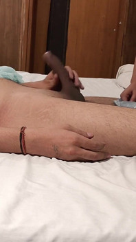 Desi matura india scopata in camera d'albergo con un amico del marito