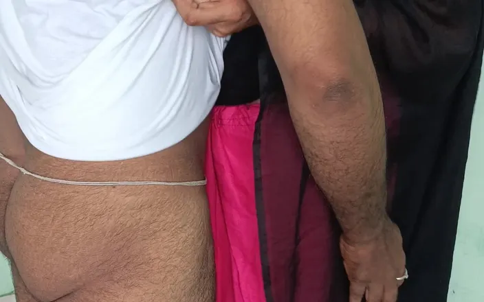 Wonder: Chennai Appartment Aunty Enjoying Standing Fuck with Step Stepbrother