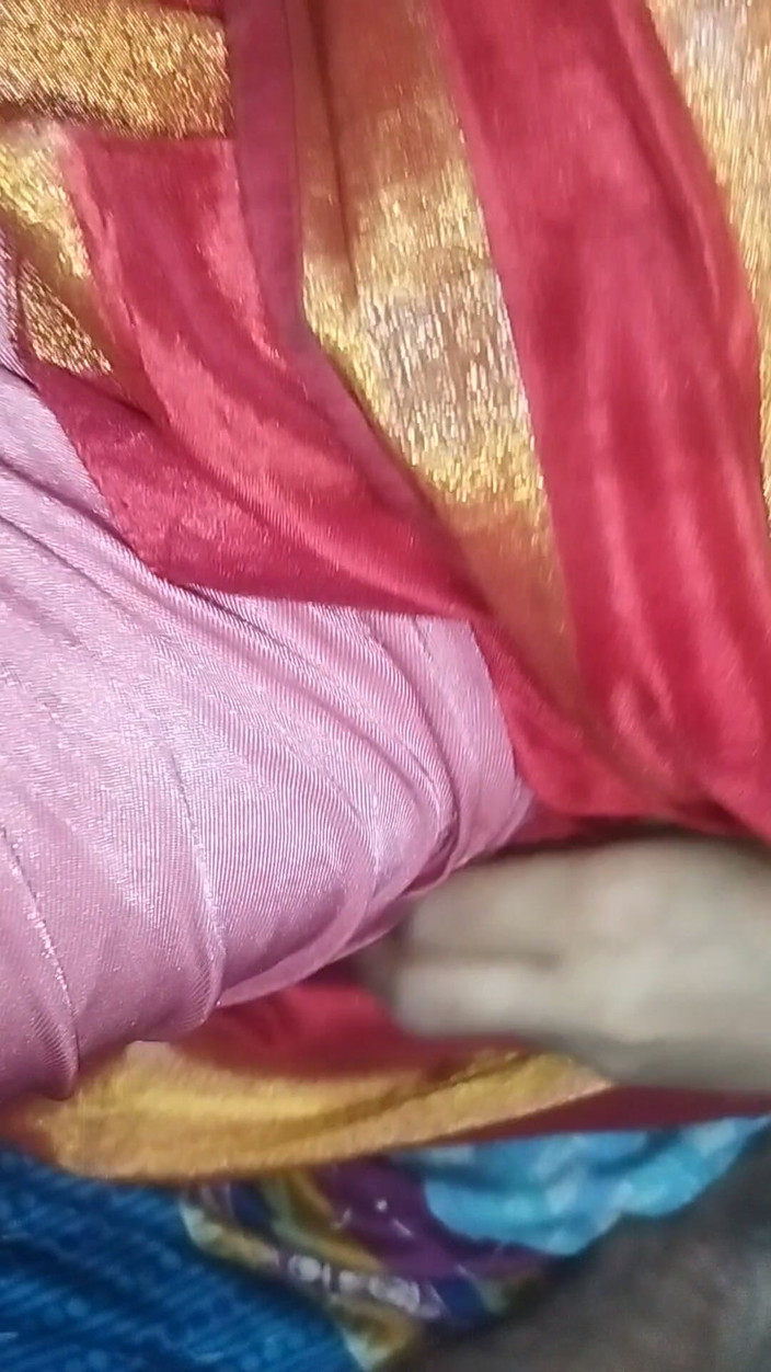 Sex with Annu: Hintli kadın ve devar