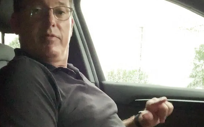 TJenner: Car Masturbating. Jerking off in the Car
